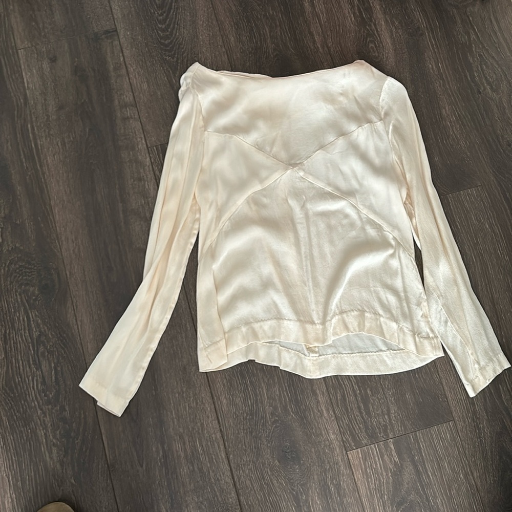 Line and dot blouse